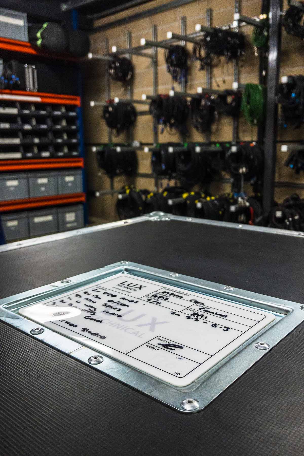 LUX_Warehouse-2